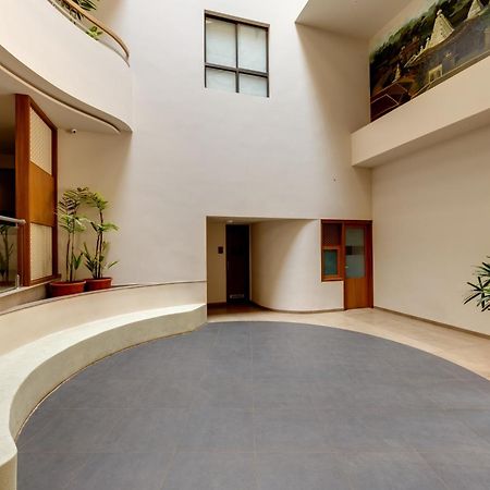 Hotel Classic Mid Town, Kolhapur Esterno foto